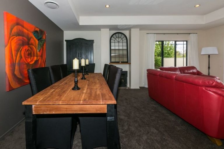 Photo of property in 6 Bourke Place, Havelock North, 4130