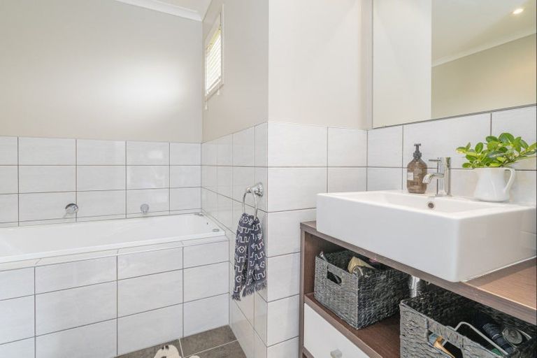 Photo of property in 16c Sanctuary Cove, Pauanui, Hikuai, 3579