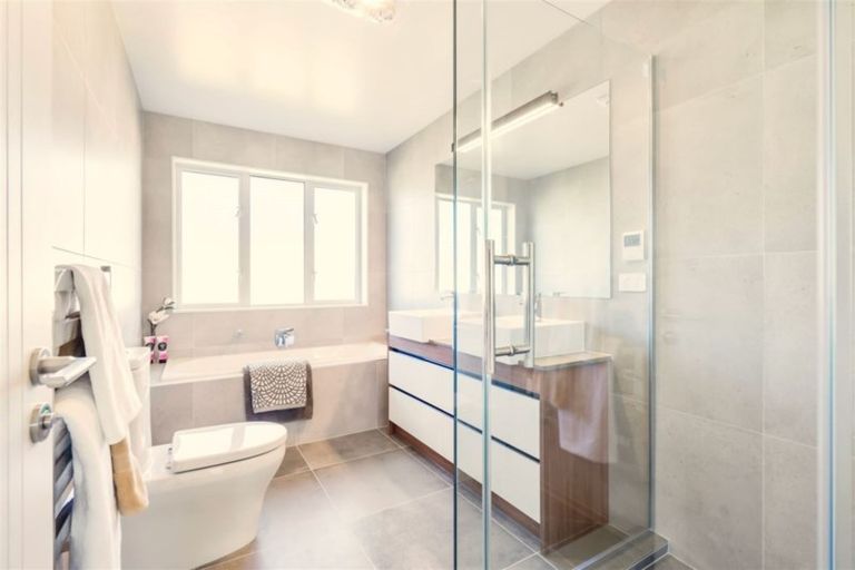 Photo of property in 19 Paripari Street, Flat Bush, Auckland, 2019