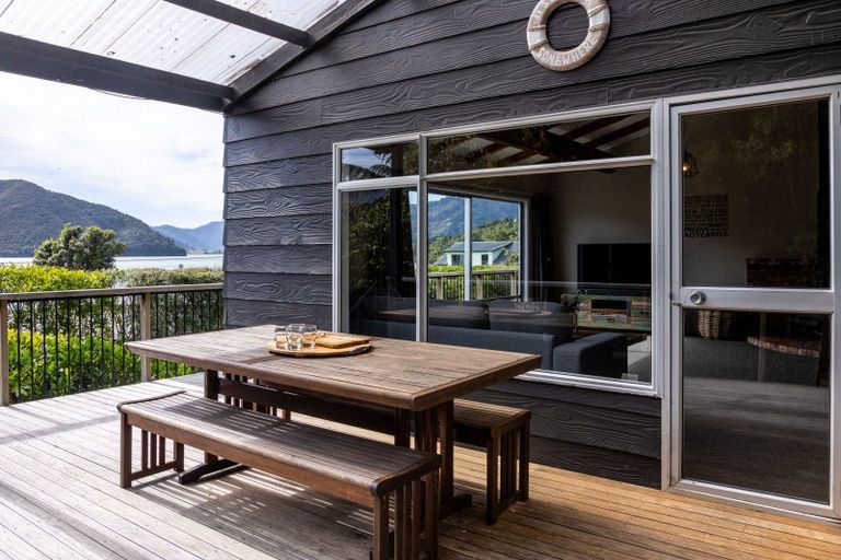 Photo of property in 43 Belview Road, Havelock, Picton, 7281