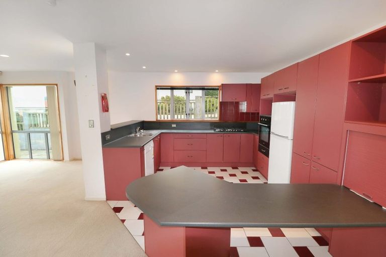 Photo of property in 12a Imran Terrace, Khandallah, Wellington, 6035