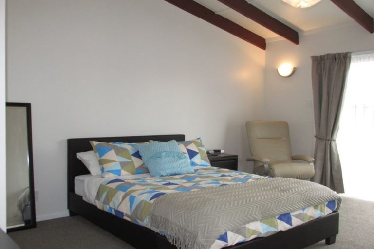 Photo of property in 1/17 Brake Street, Upper Riccarton, Christchurch, 8041