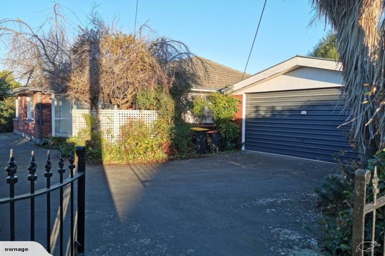Photo of property in 300 Withells Road, Avonhead, Christchurch, 8042