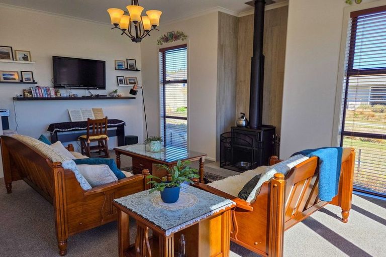 Photo of property in 1 Manning Place, Lake Tekapo, 7999