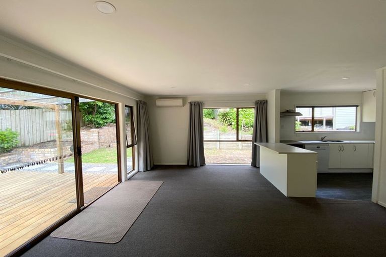 Photo of property in 3/17 Paris Place, Birkenhead, Auckland, 0626
