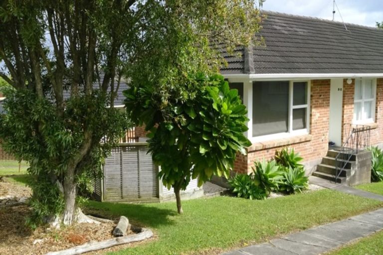 Photo of property in 1/5 Sudan Avenue, Milford, Auckland, 0620