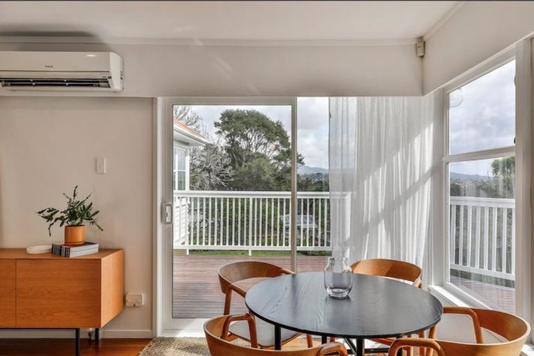 Photo of property in 257 Titirangi Road, Titirangi, Auckland, 0604