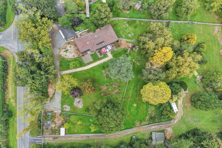 Photo of property in 237 High Street, Oxford, 7430