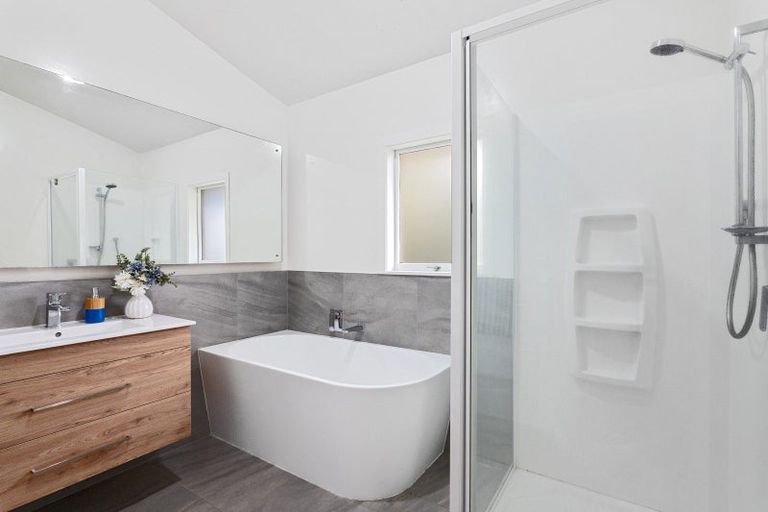 Photo of property in 394 Cashmere Road, Westmorland, Christchurch, 8025