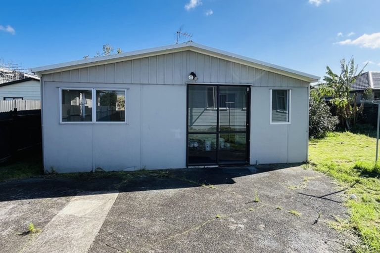 Photo of property in 26 Courtenay Crescent, Mangere East, Auckland, 2024