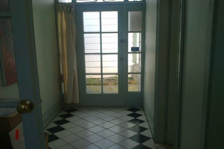 Photo of property in 69 Wellington Road, Kilbirnie, Wellington, 6022