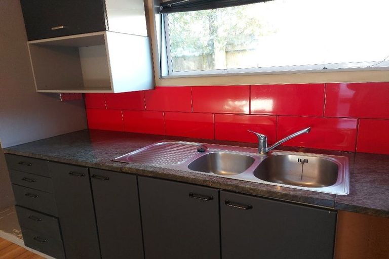 Photo of property in 132 Pages Road, Wainoni, Christchurch, 8061