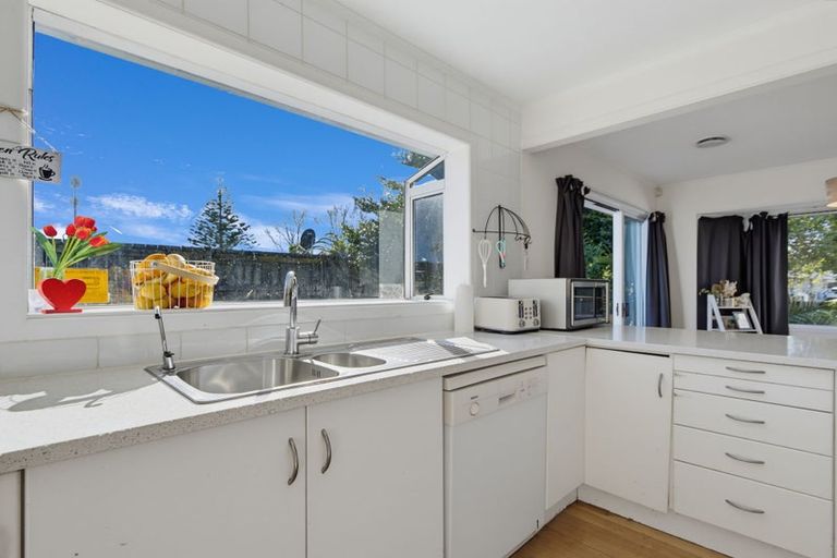 Photo of property in 2 Mcgarvey Road, Whakatane, 3120