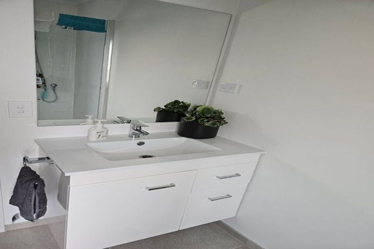 Photo of property in 27 Saddleback Crescent, Papakura, 2110