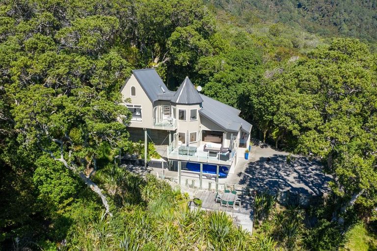 Photo of property in 51 Mount Avenue, Pauanui, Hikuai, 3579