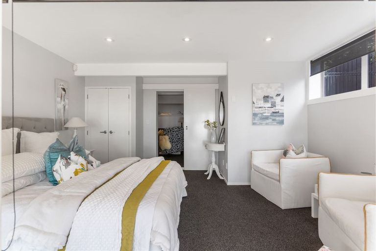 Photo of property in 13 Callender Place, Shelly Park, Auckland, 2014