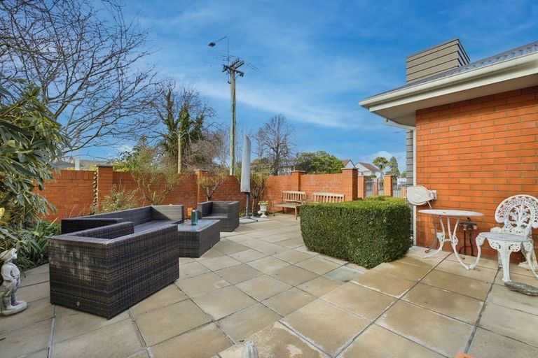 Photo of property in 157 Waimairi Road, Ilam, Christchurch, 8041