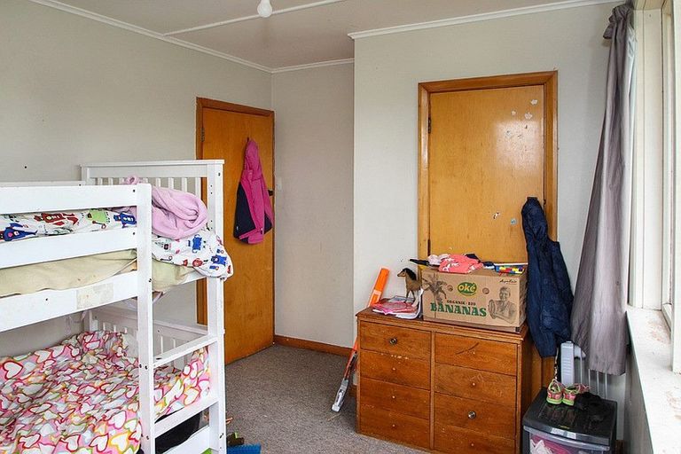 Photo of property in 15 Blyth Street, Holmes Hill, Oamaru, 9401