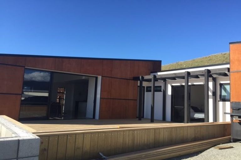 Photo of property in 8 Crown Terrace, Britannia Heights, Nelson, 7010