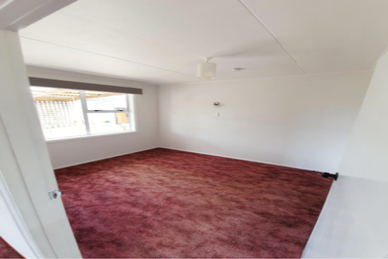 Photo of property in 24 Beach Road, Glenbrook, Waiuku, 2681