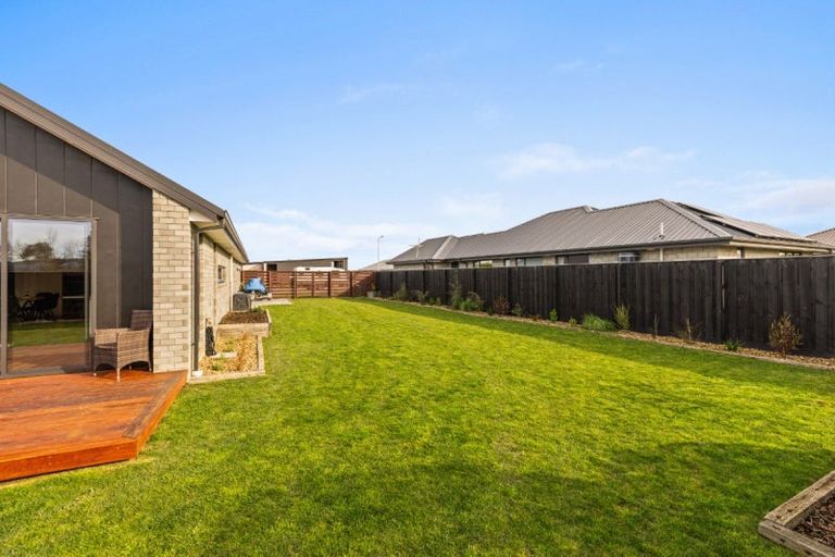 Photo of property in 39 Plover Avenue, Amberley, 7410