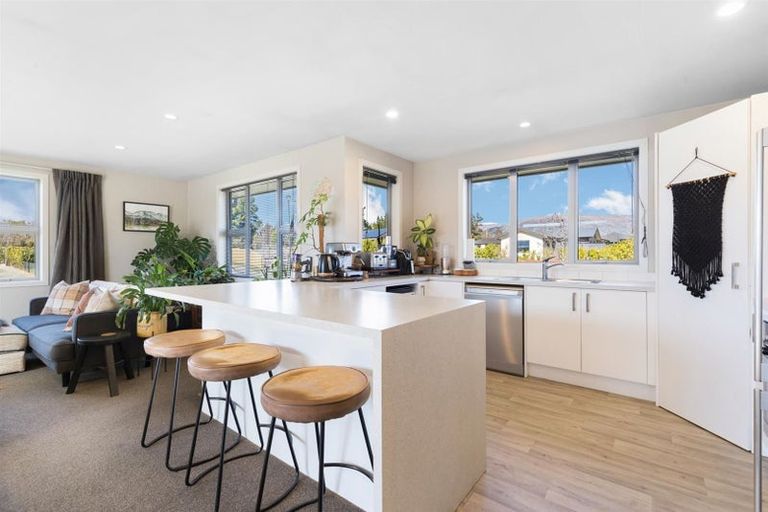 Photo of property in 18 Finch Street, Albert Town, Wanaka, 9305