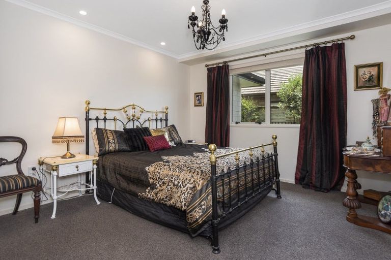 Photo of property in 6 Capstan Close, Pyes Pa, Tauranga, 3112