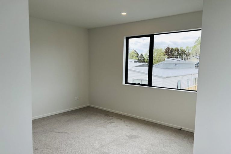 Photo of property in 24 Clayden Shuttleworth Street, Papakura, 2110
