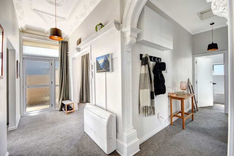 Photo of property in 15 West Avenue, Saint Clair, Dunedin, 9012