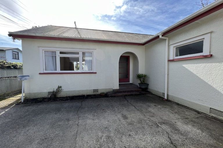 Photo of property in 27 Jickell Street, Hokowhitu, Palmerston North, 4410