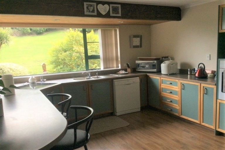 Photo of property in 15 Georgetti Road, Bastia Hill, Whanganui, 4500