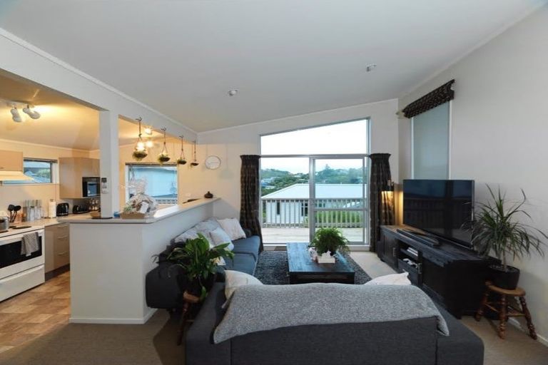 Photo of property in 64a Sheridan Terrace, Johnsonville, Wellington, 6037