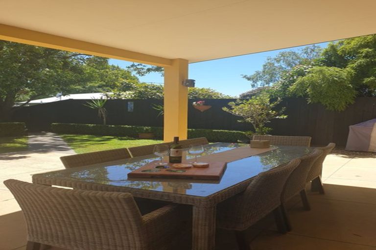 Photo of property in 10 Rays Way, Tuakau, 2121