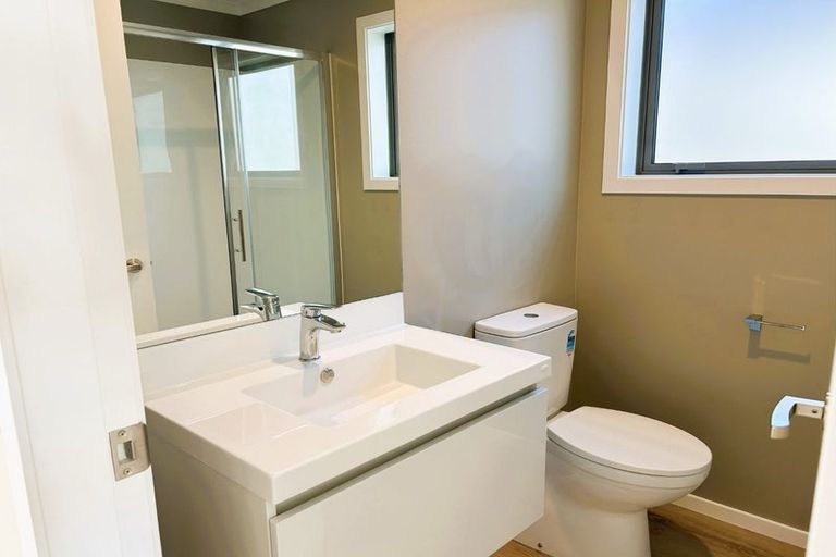 Photo of property in 4/10 Marion Street, Silverstream, Upper Hutt, 5019