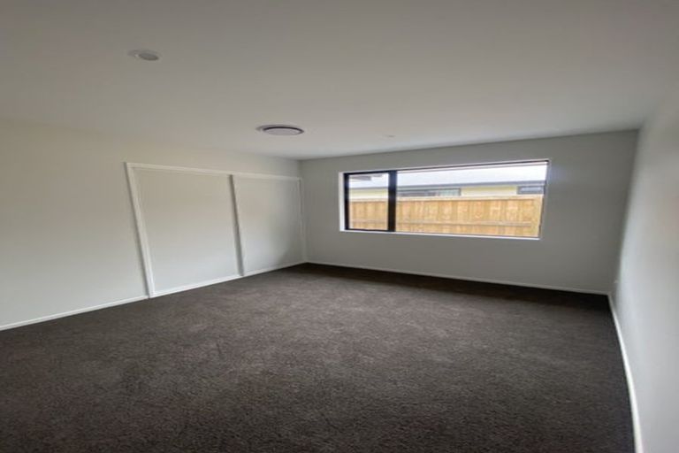 Photo of property in 19 Crossley Avenue, Woodend, 7610