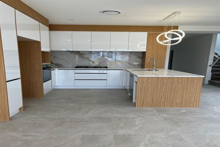 Photo of property in 43b Hermitage Street, Flat Bush, Auckland, 2019