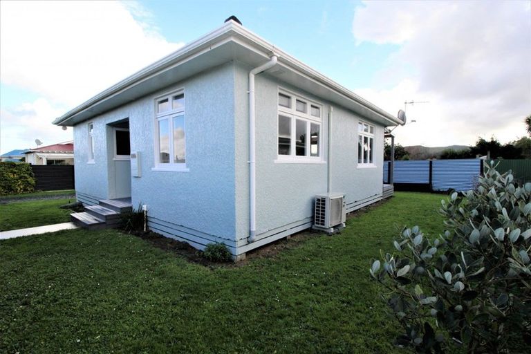 Photo of property in 69a Grey Street, Woodville, 4920