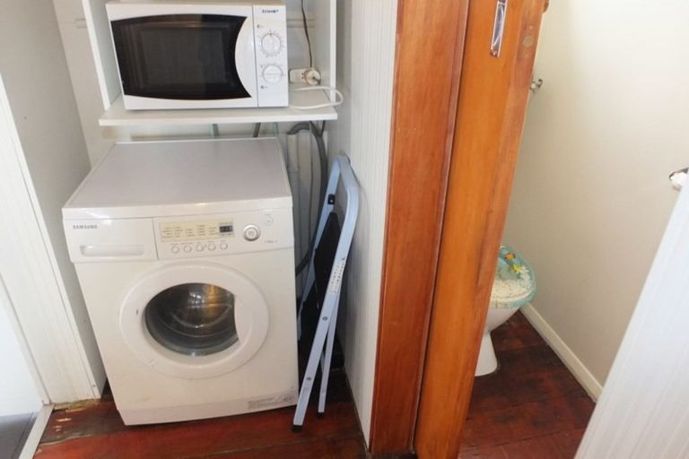 Photo of property in 10 Brown Terrace, Foxton Beach, Foxton, 4815