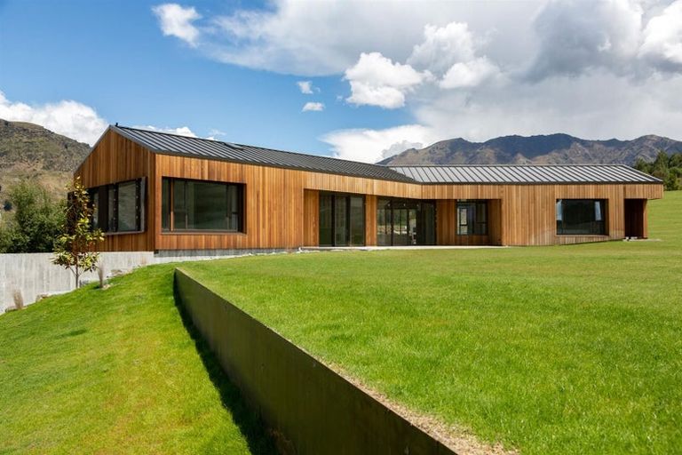 Photo of property in 275 Littles Road, Dalefield, Queenstown, 9371