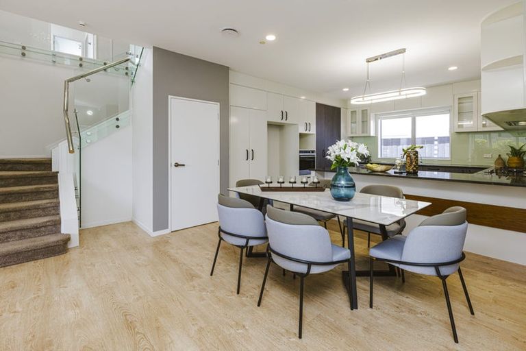 Photo of property in 399 Ormiston Road, Flat Bush, Auckland, 2019