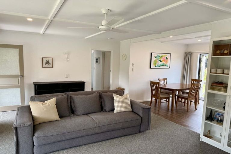 Photo of property in 10 Campbell Place, Pukehangi, Rotorua, 3015