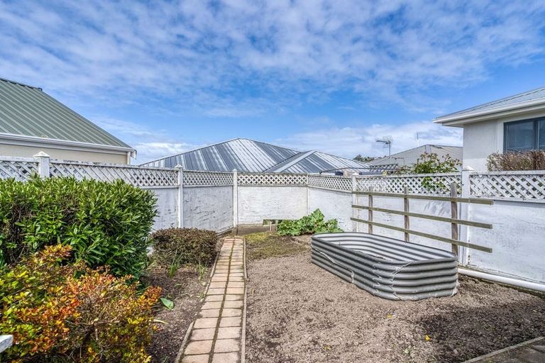 Photo of property in Balmoral Park, 3/31 Eastbourne Street, Caversham, Dunedin, 9012
