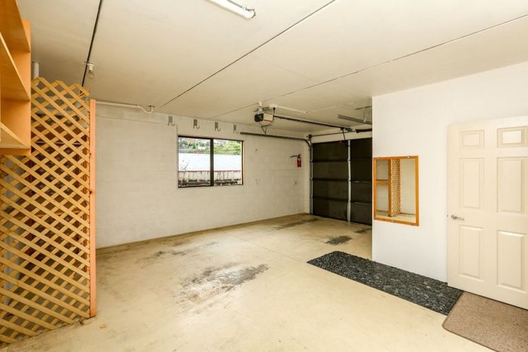 Photo of property in 90a Awanui Street, Merrilands, New Plymouth, 4312