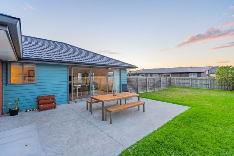 Photo of property in 79 Kotuku Drive, Paraparaumu Beach, Paraparaumu, 5032