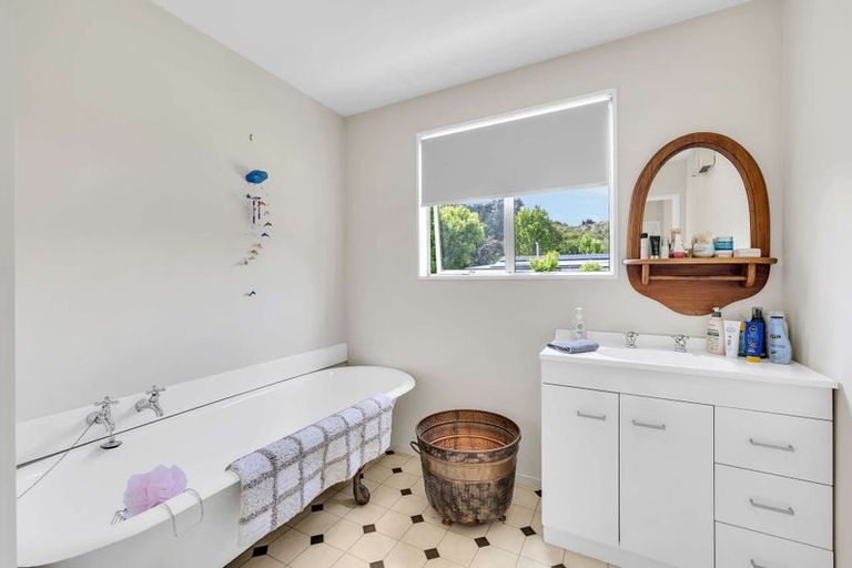 Photo of property in 5 Tekoa Street, Waiau, 7332