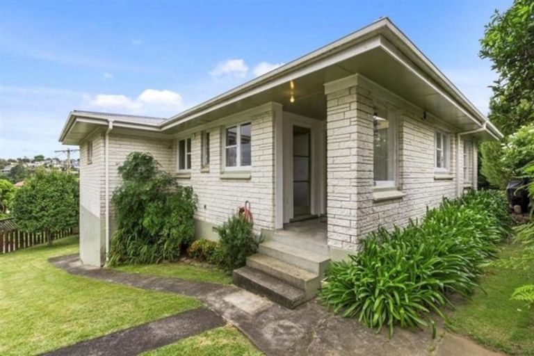 Photo of property in 145 Hinewa Road, Otumoetai, Tauranga, 3110