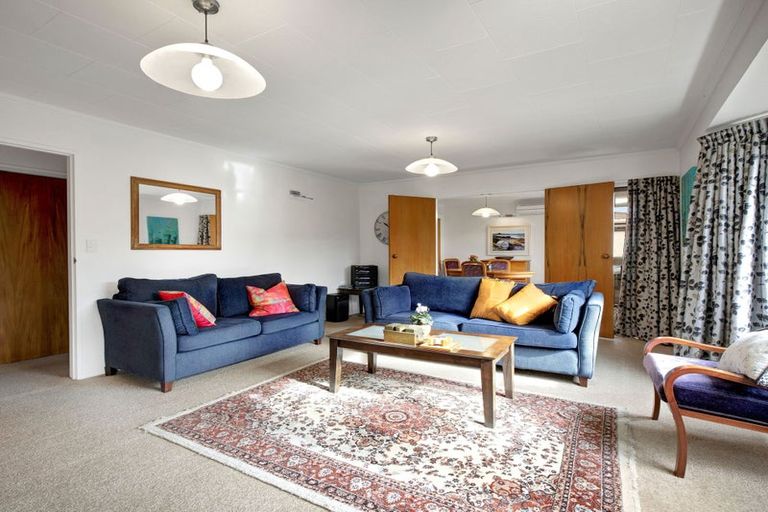 Photo of property in 40 Kapanui Road, Waikanae, 5036