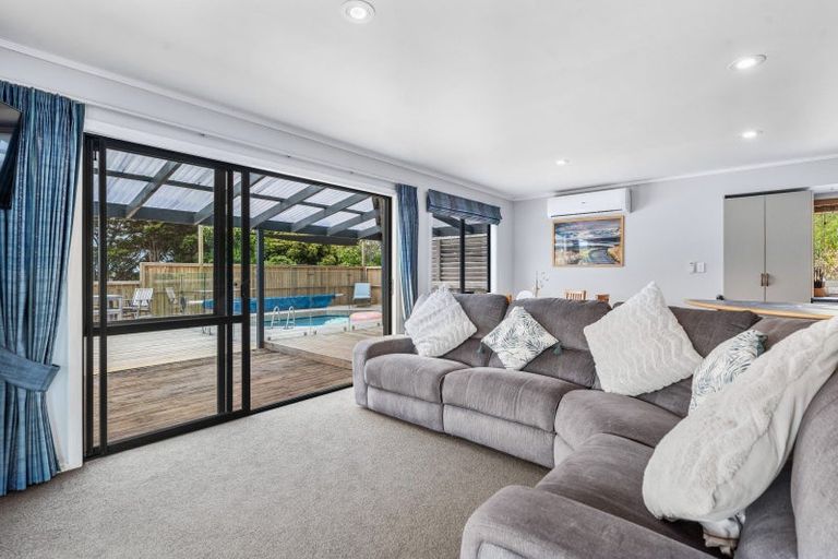 Photo of property in 36 Tauraroa Road, Maungakaramea, Whangarei, 0178