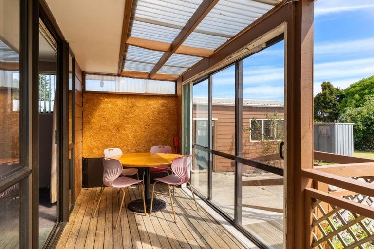 Photo of property in 28 Kiharoa Street, Otaki Beach, Otaki, 5512