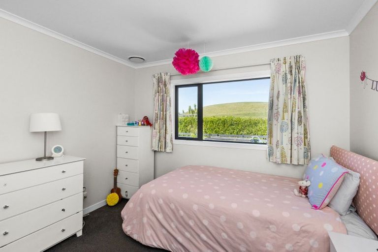 Photo of property in 22 Penrith Road, Poraiti, Napier, 4182